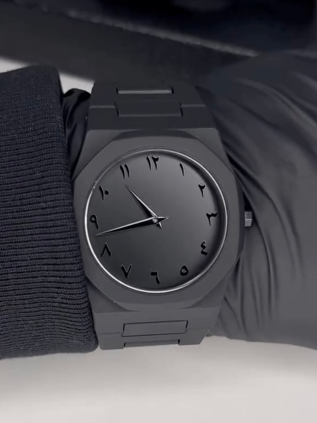 Stylish Arabic Dial Watch – Black Aura Quartz for Men